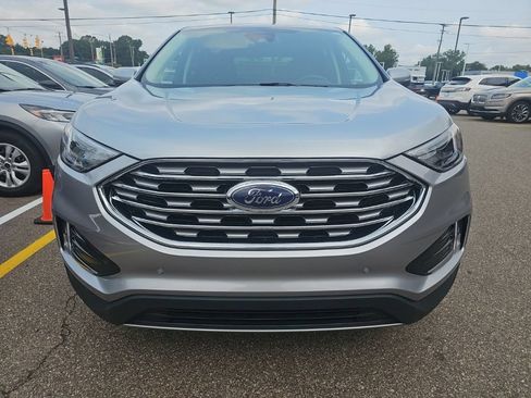 Used 2023 Ford Edge Titanium AWD/4WD image 7