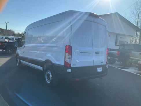 New 2026 Ford Transit 250 148 Medium Roof RWD image 7