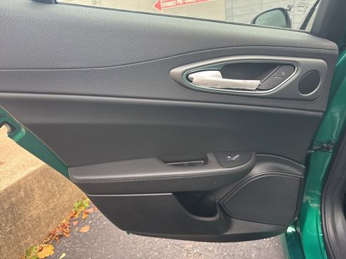 New 2025 Alfa Romeo Giulia AWD w/ Driving Assist Package image 18