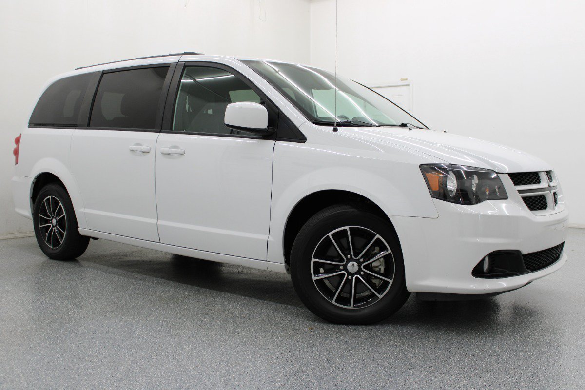 Used 2019 Dodge Grand Caravan GT FWD image 1