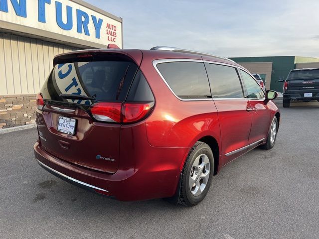 Used 2019 Chrysler Pacifica Touring-L FWD image 11