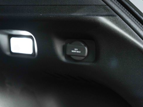 Used 2025 Honda HR-V Sport image 42