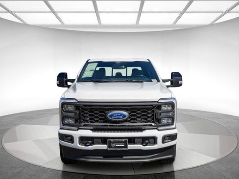 Used 2024 Ford F250 Lariat w/ Sport Appearance Package AWD/4WD image 6