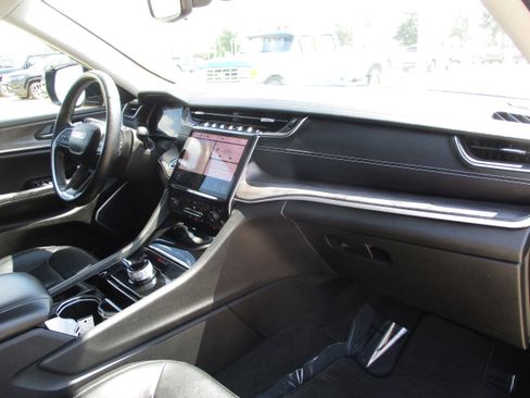 Used 2022 Jeep Grand Cherokee L Limited image 47