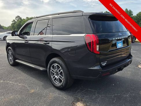 New 2026 Ford Expedition Active RWD image 8