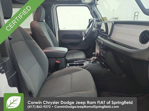 Certified 2025 Jeep Wrangler Sport image 32