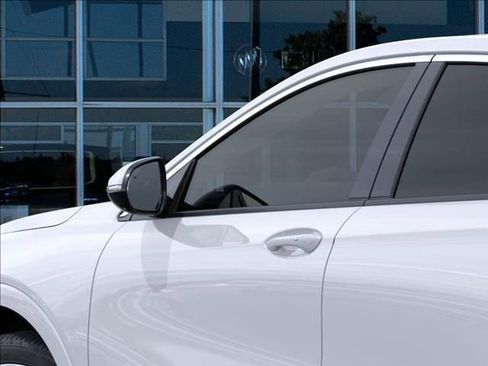 New 2026 Buick Envista Avenir image 12