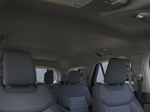 New 2026 Ford Explorer Active AWD/4WD image 22