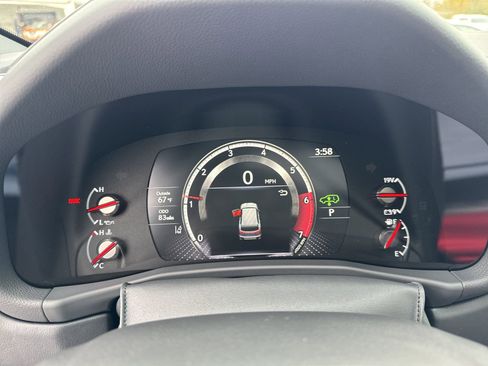 Used 2024 Lexus LX 600 F Sport image 18