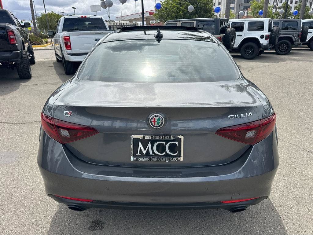 Used 2022 Alfa Romeo Giulia Ti AWD/4WD image 12