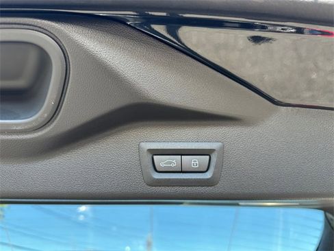 New 2026 BMW X5 xDrive40i w/ M Sport Package image 16