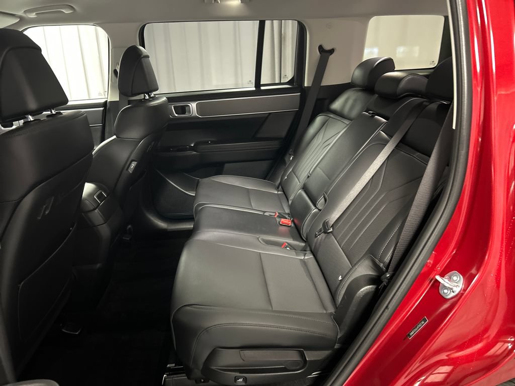 Used 2026 Hyundai Santa Fe SEL AWD/4WD image 21