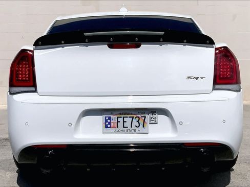 Used 2023 Chrysler 300 C RWD image 5