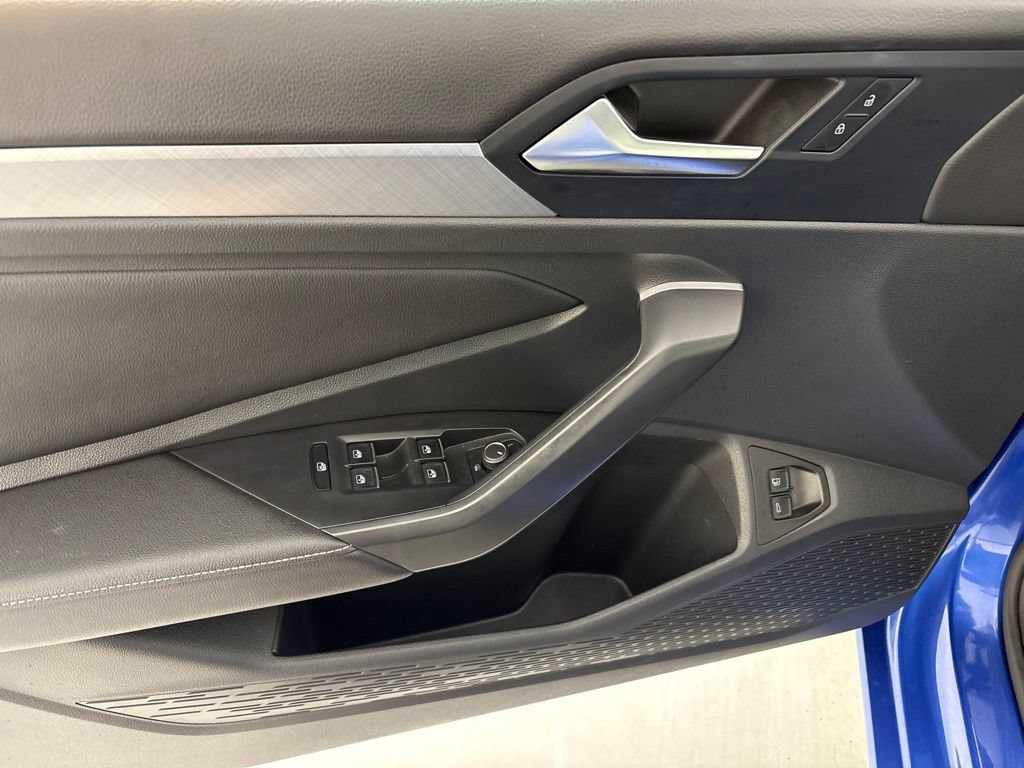 Used 2024 Volkswagen Jetta SE FWD image 27