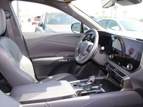 Certified 2025 Lexus RX 350 Premium w/ Convenience Package FWD image 5