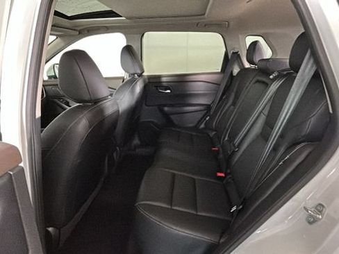 Used 2023 Nissan Rogue SL AWD/4WD image 26