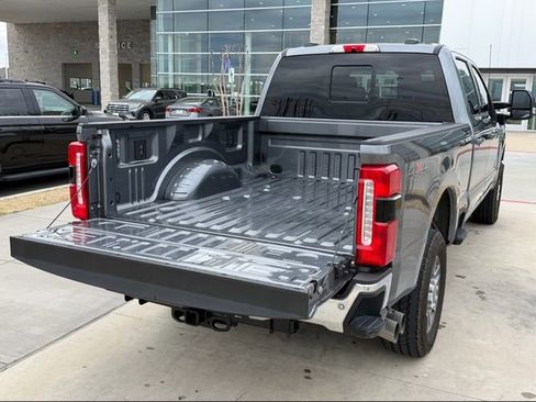 Used 2024 Ford F250 Lariat AWD/4WD image 28