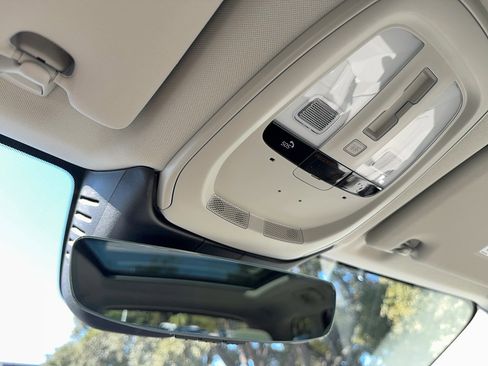 New 2026 Volvo XC60 B5 Ultra w/ Climate Package image 25