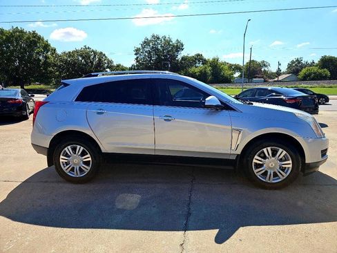 Used 2015 Cadillac SRX Luxury w/ Driver Awareness Package image 2