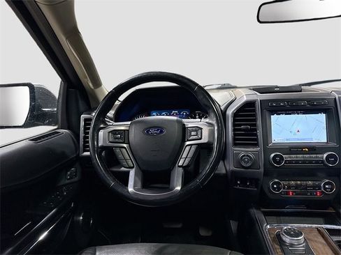 Used 2019 Ford Expedition Platinum image 26