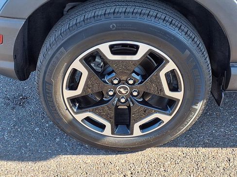 Used 2023 Ford Bronco Sport Outer Banks w/ Tech Package image 9