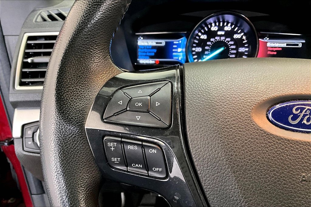 Used 2017 Ford Explorer XLT w/ Equipment Group 202A FWD image 11