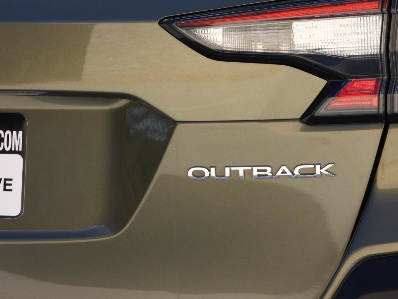 Used 2023 Subaru Outback Limited AWD/4WD image 16