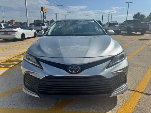 Used 2023 Toyota Camry LE FWD image 3