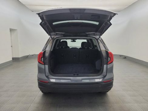 Used 2018 GMC Terrain SLE image 29