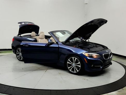 Used 2017 BMW 230i Convertible RWD image 10