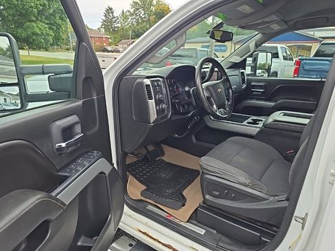 Used 2016 Chevrolet Silverado 2500 LT w/ LT Fleet Convenience Package image 11