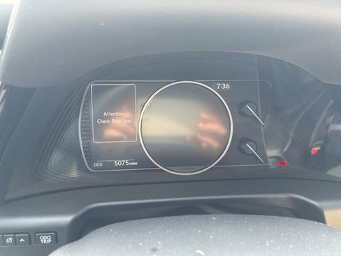 Used 2024 Lexus ES 350 w/ Premium Package image 8