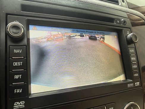 Used 2007 GMC Yukon Denali AWD/4WD image 19