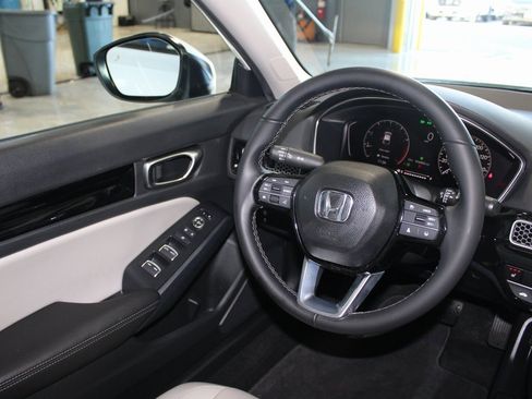 Used 2024 Honda Civic EX-L image 23