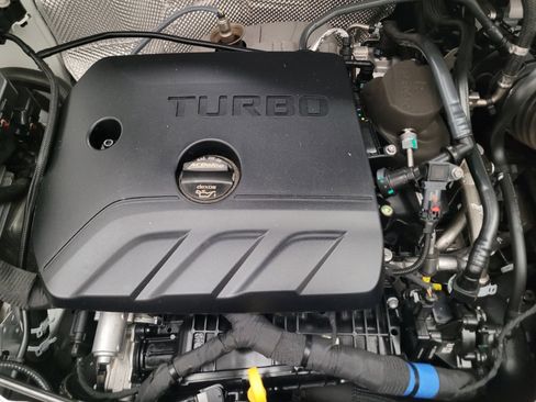 Used 2025 Buick Encore GX Preferred FWD image 30