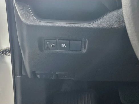 Used 2019 Toyota RAV4 LE w/ All Weather Liner Package AWD/4WD image 11
