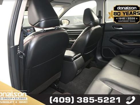Used 2024 Nissan Altima 2.5 SR AWD/4WD image 10