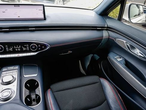 Used 2023 Genesis GV70 2.5T w/ Sport Prestige Package AWD/4WD image 18