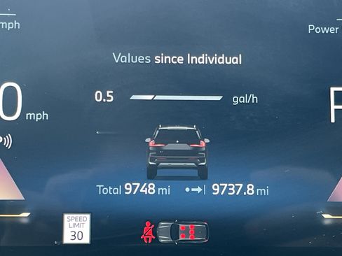 Certified 2025 BMW X1 xDrive28i w/ Convenience Package image 13