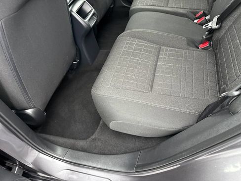 Certified 2024 Honda HR-V LX image 17