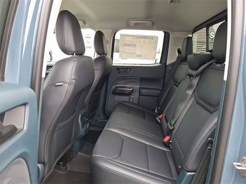 New 2026 Ford Maverick Lariat w/ Black Appearance Package image 5