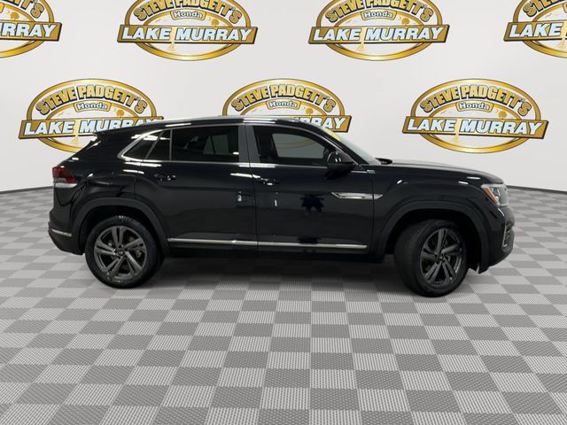 Used 2024 Volkswagen Atlas Cross Sport SEL R-Line AWD/4WD image 5
