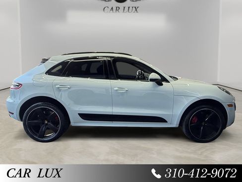 Used 2018 Porsche Macan Turbo w/ Premium Package Plus AWD/4WD image 6