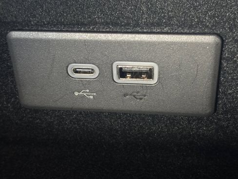 Used 2024 Chevrolet Corvette Stingray Preferred Cpe w/ 2LT image 6