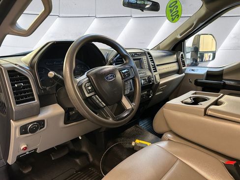 Used 2020 Ford F350 XL w/ Power Equipment Group image 10