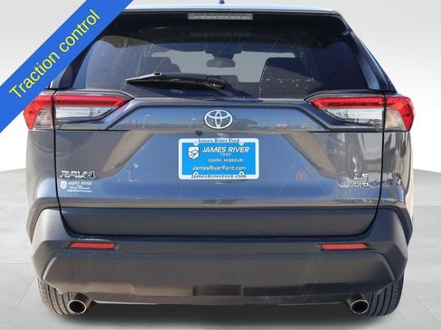 Used 2025 Toyota RAV4 LE image 4