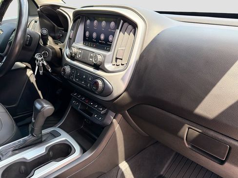 Used 2019 Chevrolet Colorado ZR2 w/ ZR2 Dusk Special Edition AWD/4WD image 30