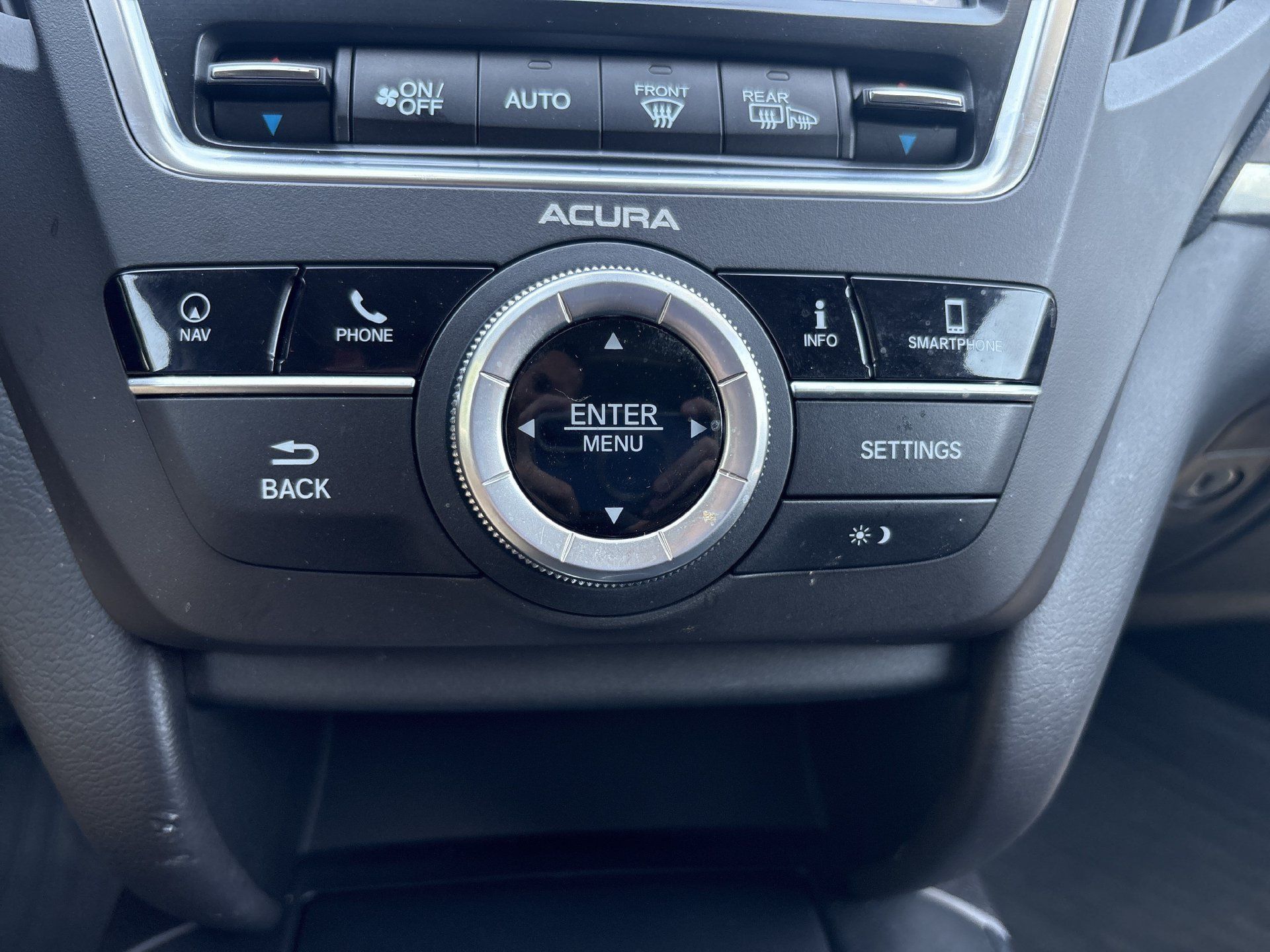 Used 2020 Acura MDX w/ Technology Package FWD image 5