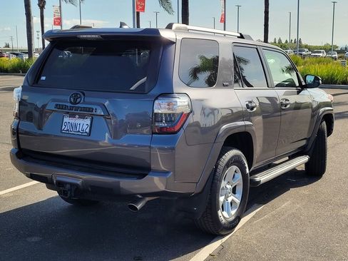Used 2023 Toyota 4Runner SR5 Premium w/ Moonroof Package RWD image 5