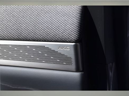 New 2026 Cadillac Optiq Luxury 1 w/ LPO, Floor Liner Package AWD/4WD image 16
